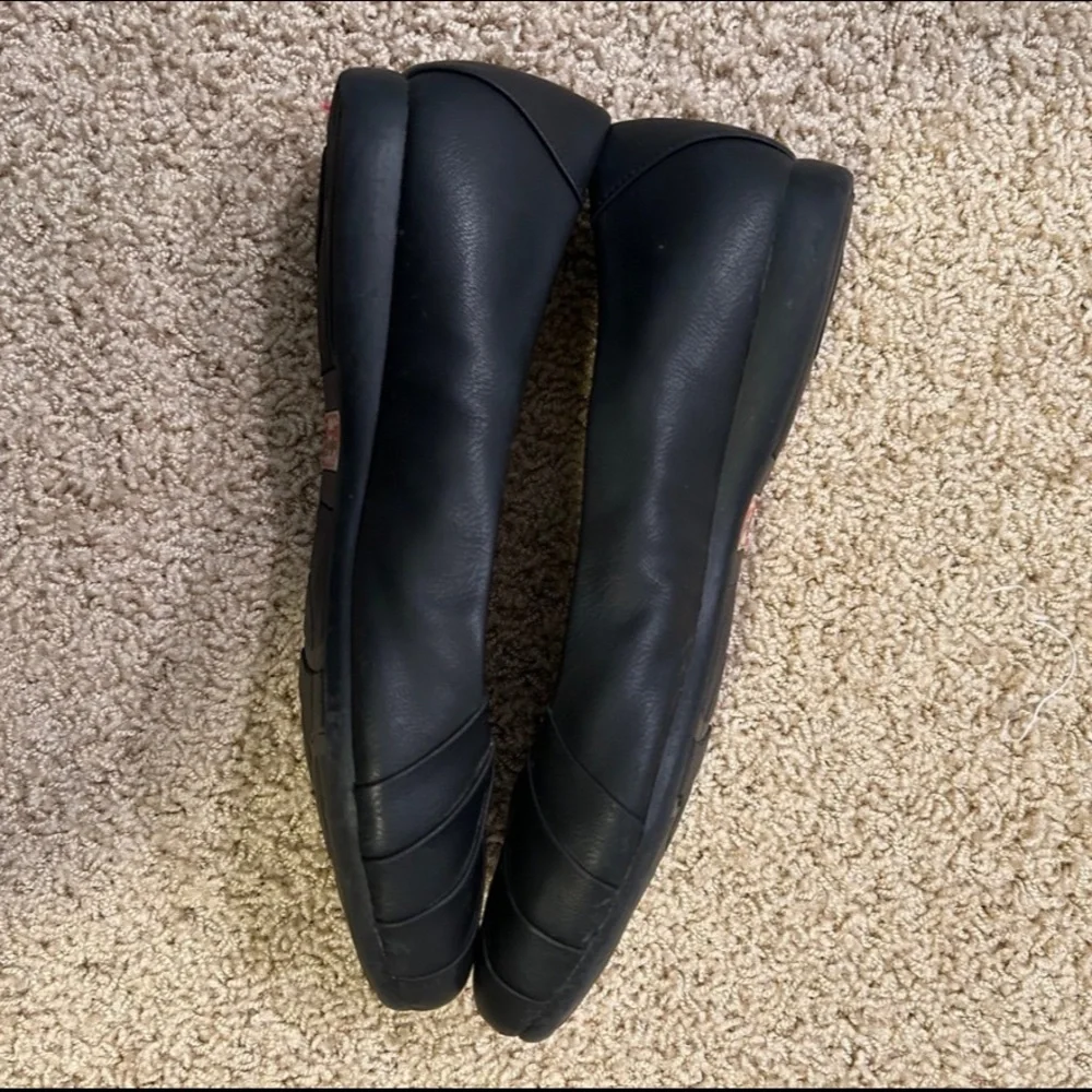 Natural Soul Black Flats All Thur Comfort Size 7.5